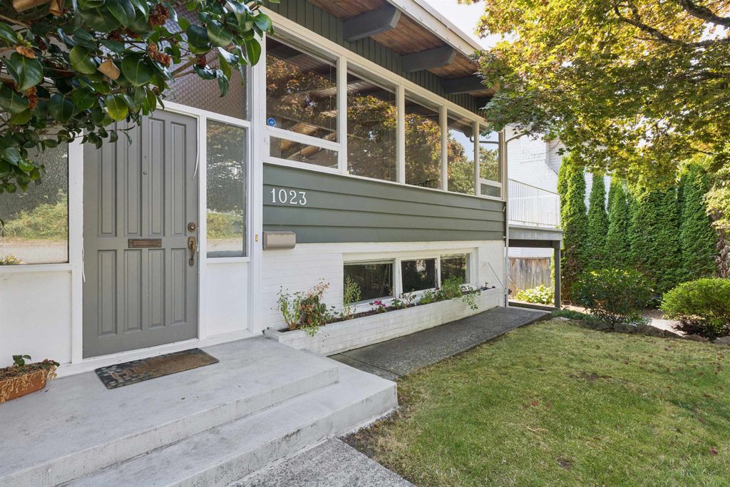 listing image 1102141514696909399