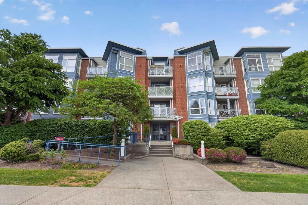 Photo of 20245 53 Avenue #101, Langley, BC V3A 2V2 (MLS # R3139836)