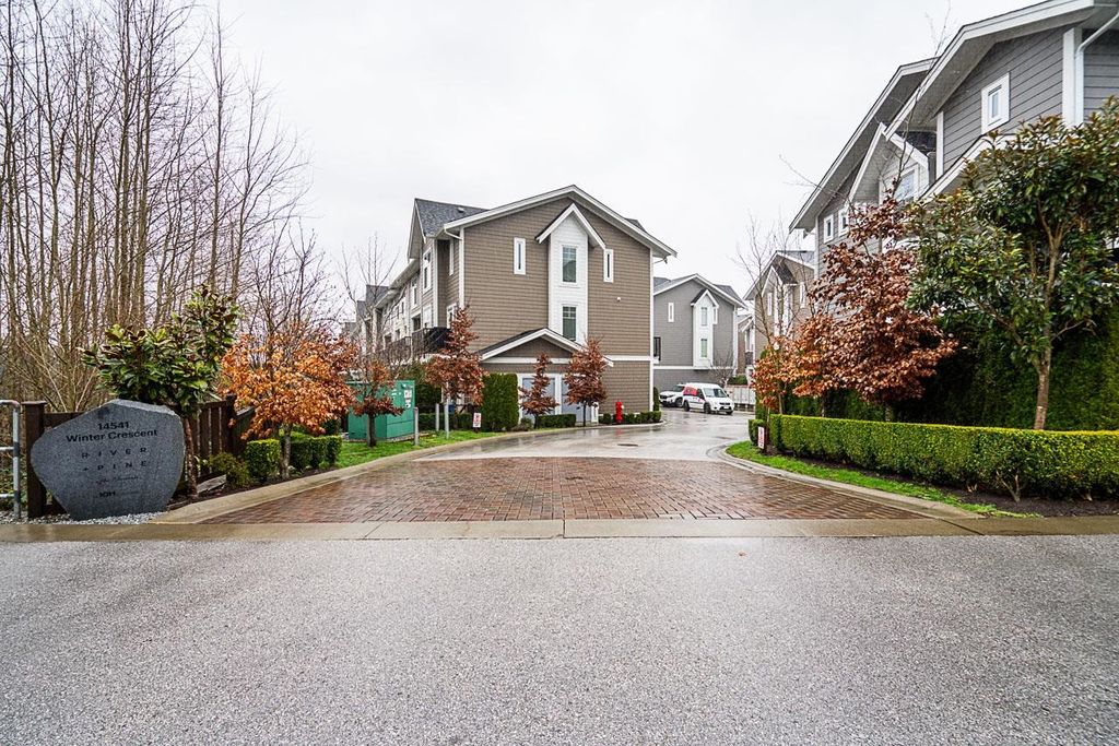 listing image 1108161863729621713