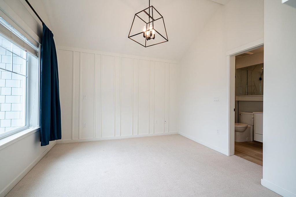 listing image 1102558607337718435