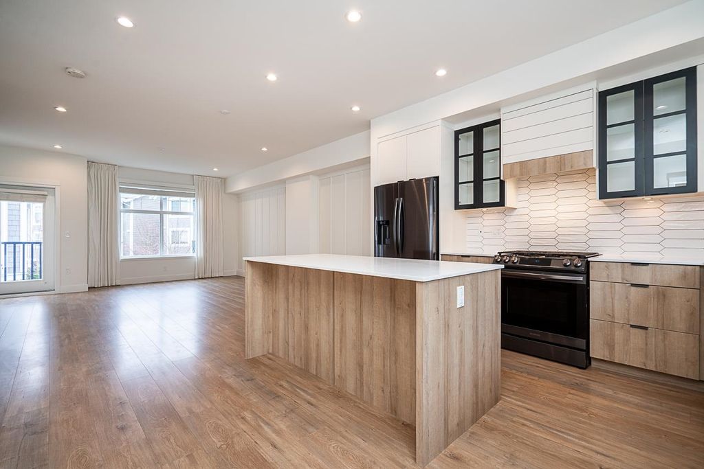 listing image 1108442939513104427