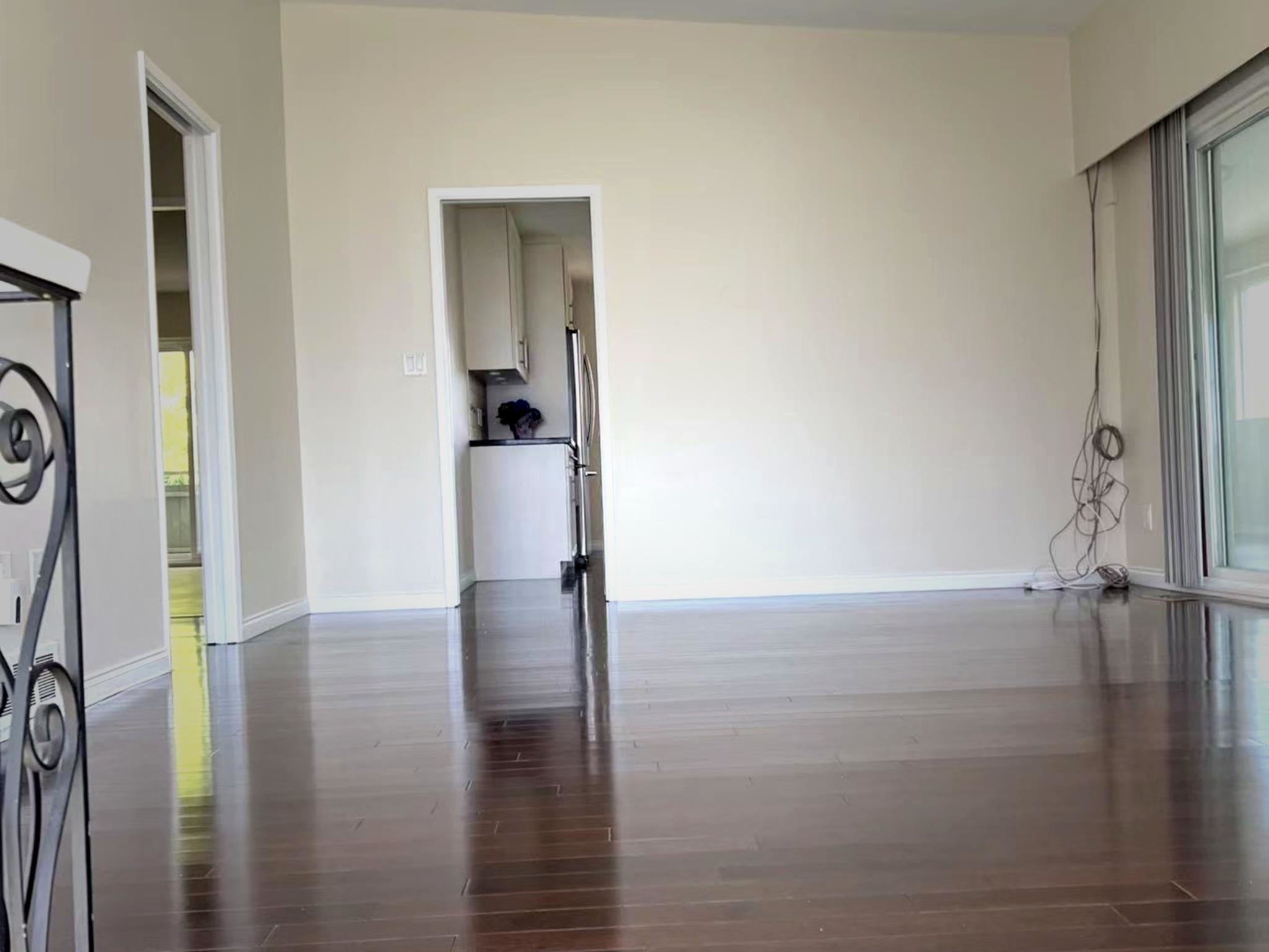 4383 Pinewood Crescent