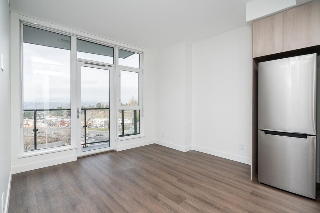 listing image 1109716456519799721