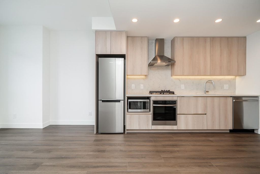 listing image 1107714294253319279