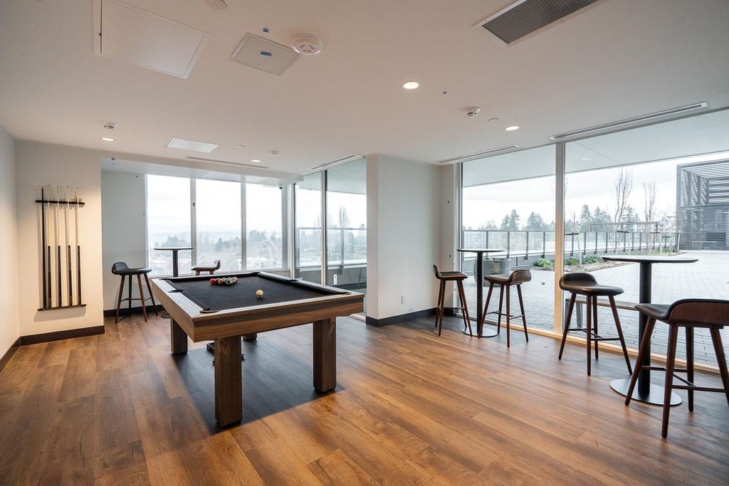 listing image 1101929635242117709