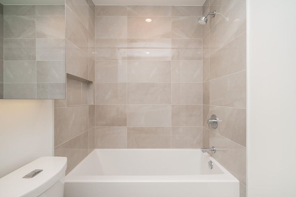 listing image 1108269495358447188