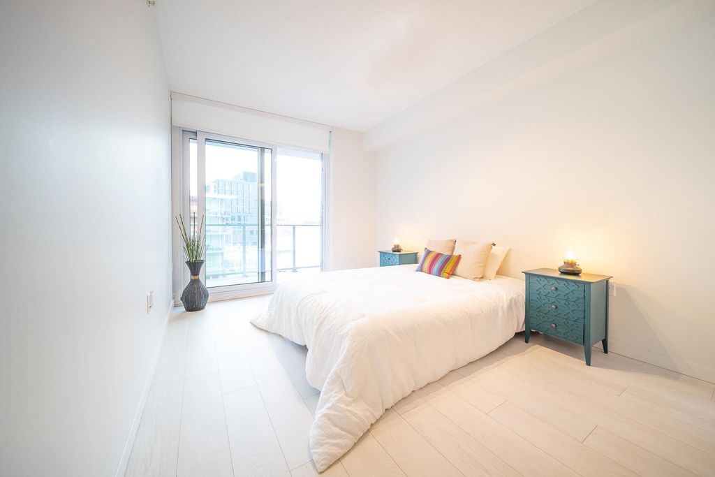 listing image 1109306581381126163