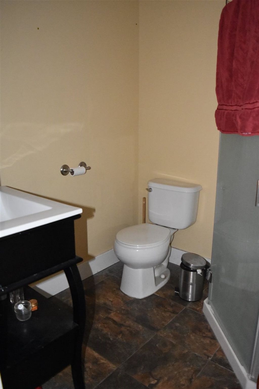 listing image 1102426485876961458