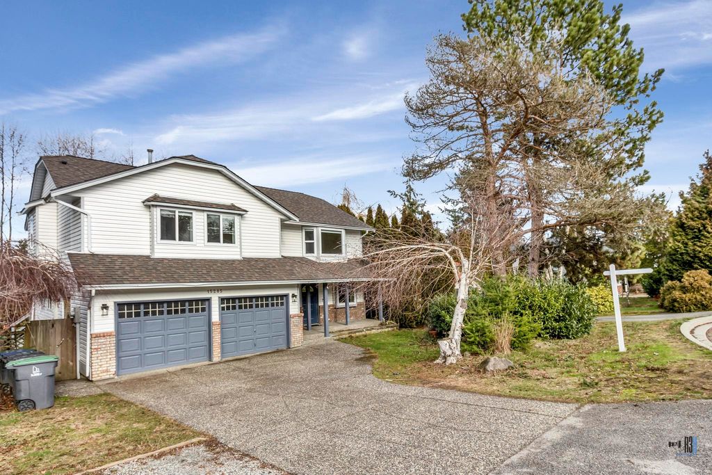 Photo of 15285 28 Avenue, Surrey, BC V4P 1G3 (MLS # R3117870)