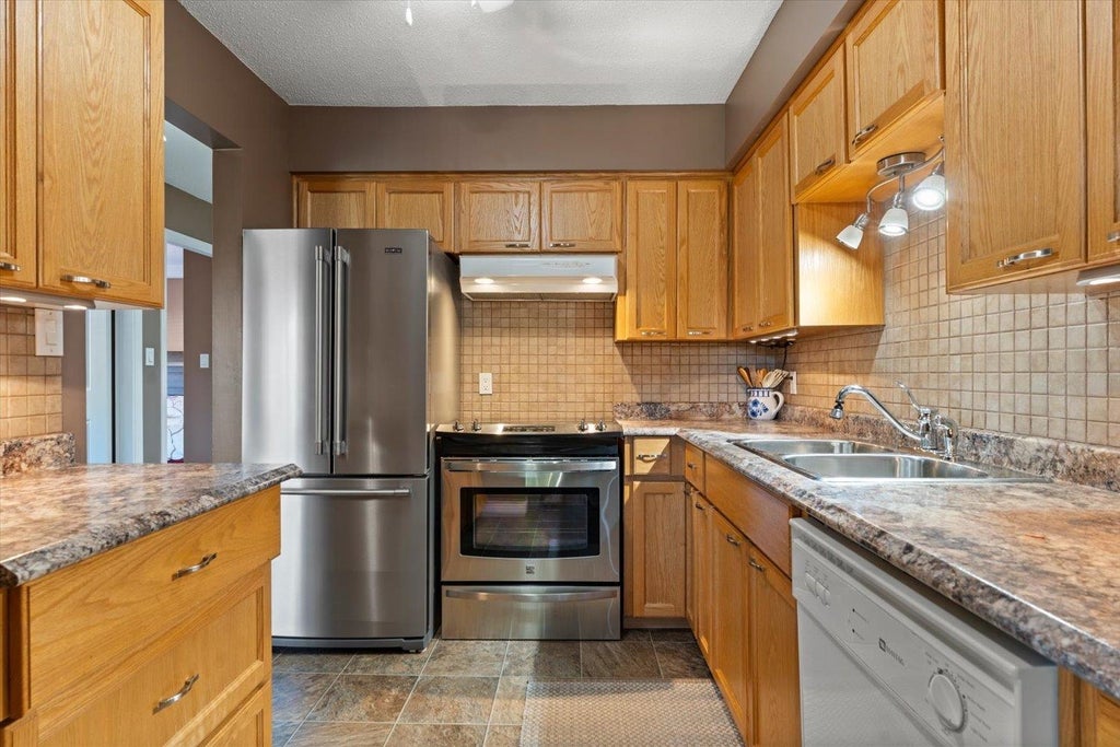 Photo of 32885 George Ferguson Way #106, Abbotsford, BC V2S 7X1 (MLS # R3175858)