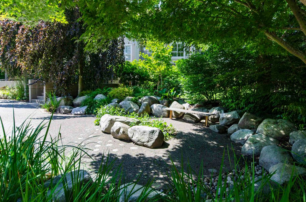 listing image 1103957593104225114