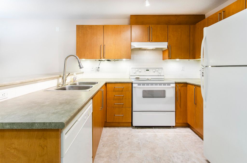 listing image 1106734168850748335