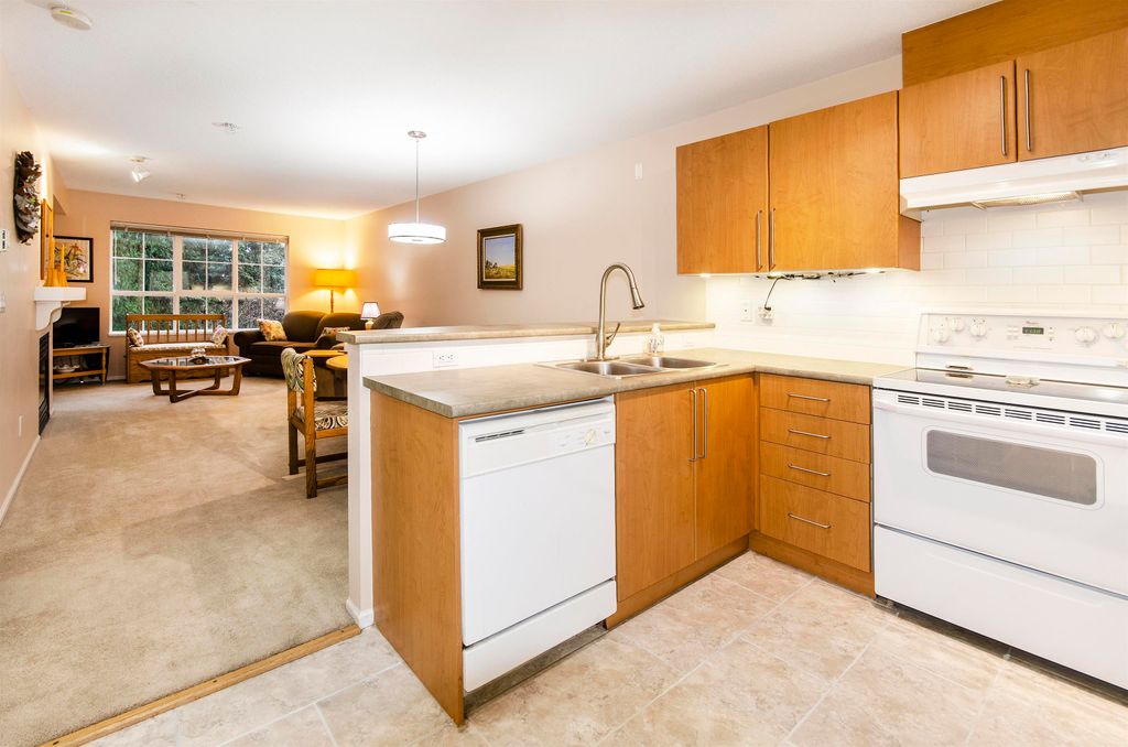 listing image 1103766482100395850