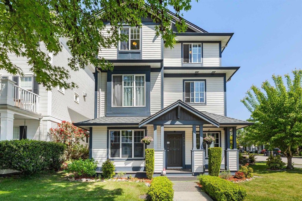 Photo of 4330 Bill Reid Terrace, Abbotsford, BC V3G 3C2 (MLS # R3120598)
