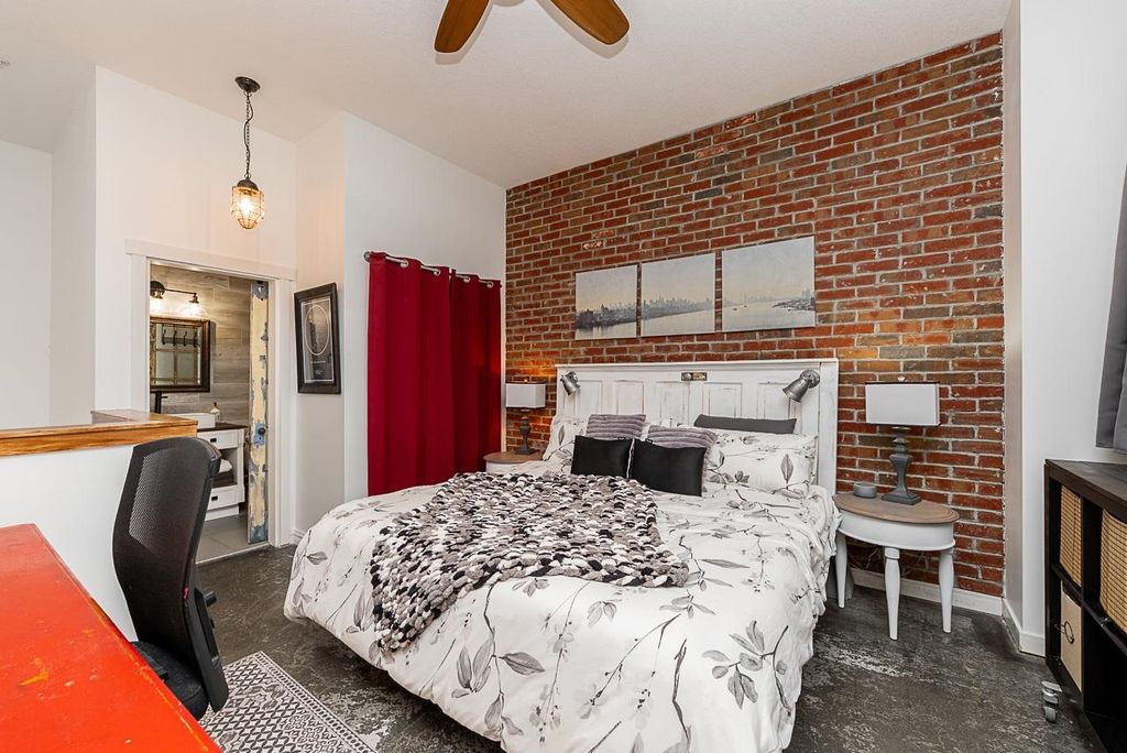 listing image 1104340541729234534