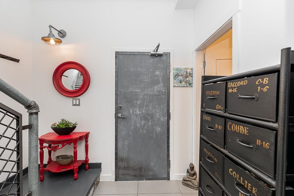 listing image 1109769832823988848