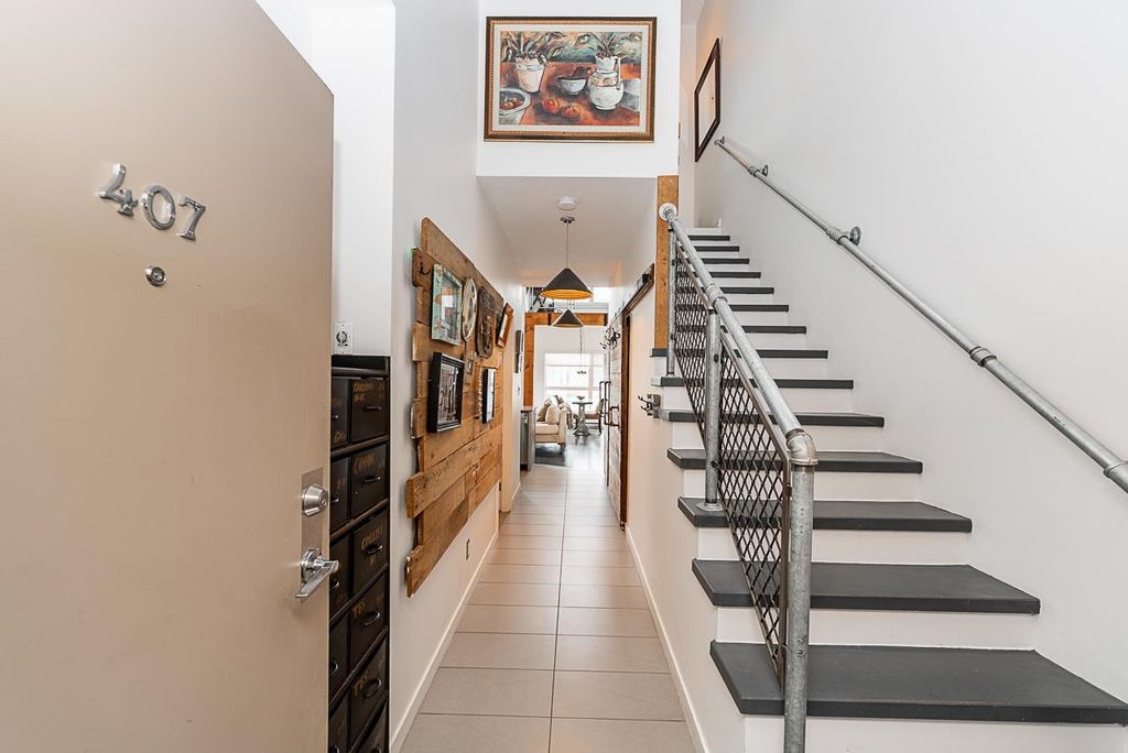 listing image 1106846831327885153