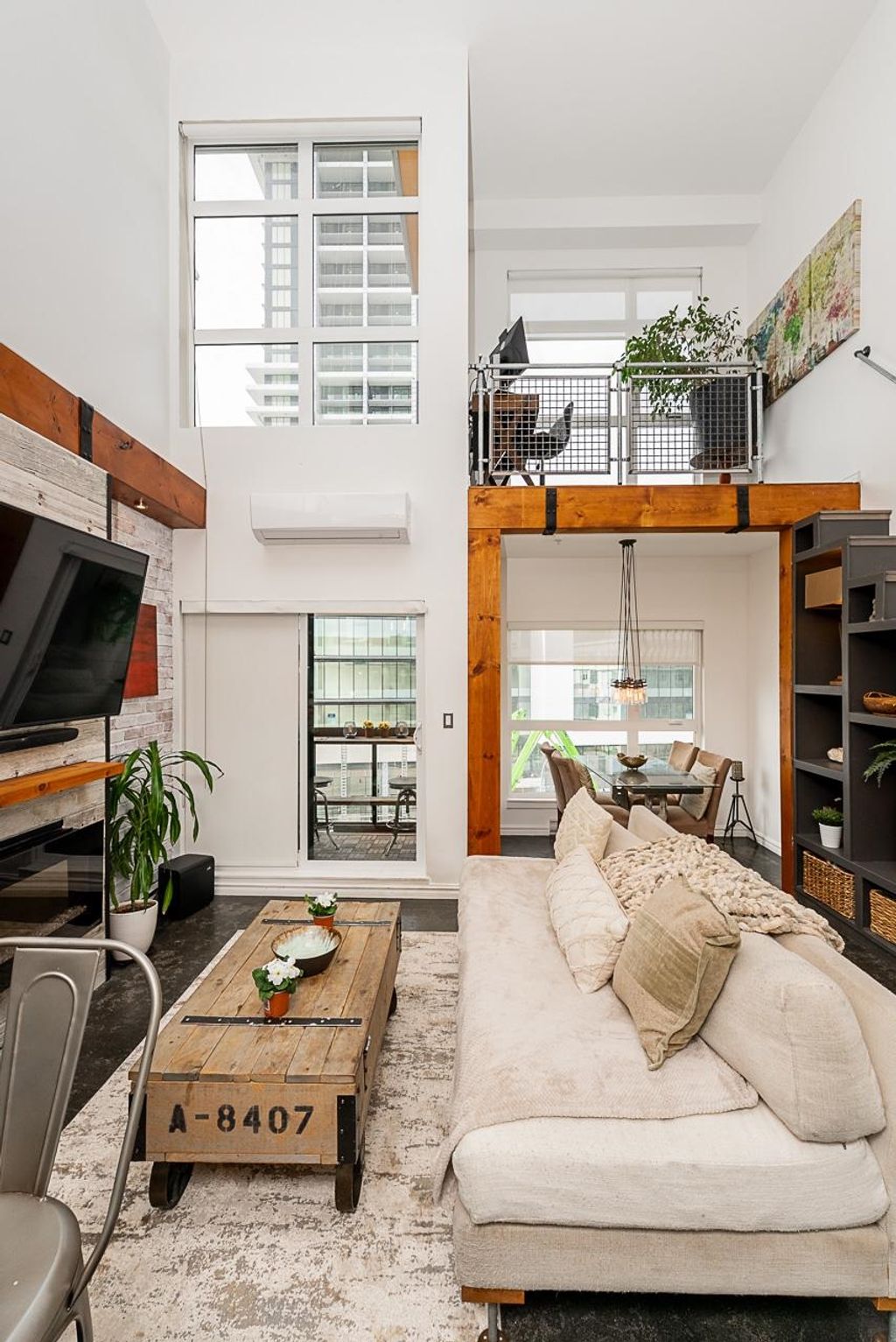 listing image 1100113115103533683