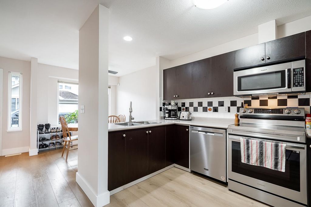 Photo of 11870 232 Street #24, Maple Ridge, BC V2X 6S9 (MLS # R3105915)