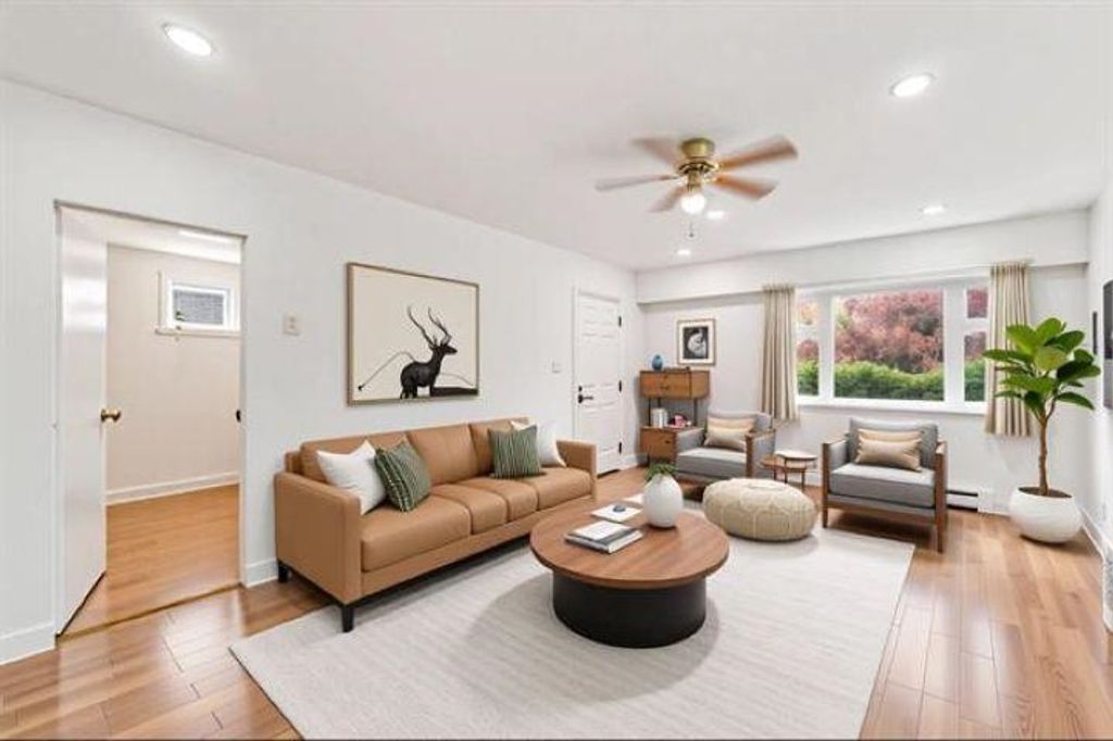 Photo of 45782 Victoria Avenue, Chilliwack, BC V2P 2T5 (MLS # R3102900)