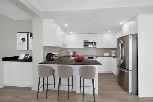 2190 Bellevue Ave, West Vancouver, BC 4