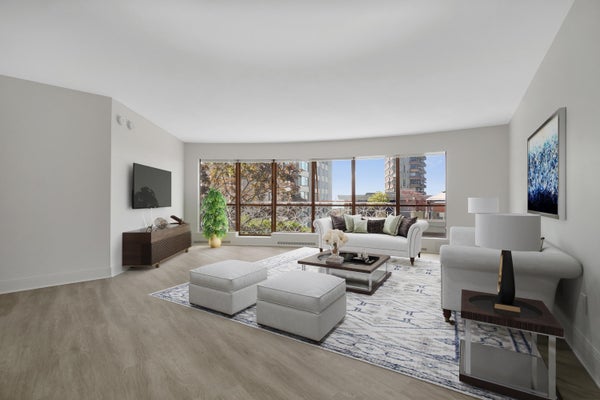 2190 Bellevue Ave, West Vancouver, BC 3