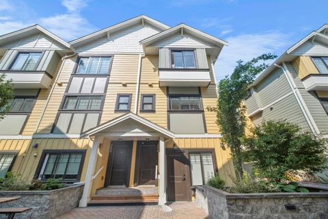 80 Elgin Street 205 Port Moody BC V3H 0M6