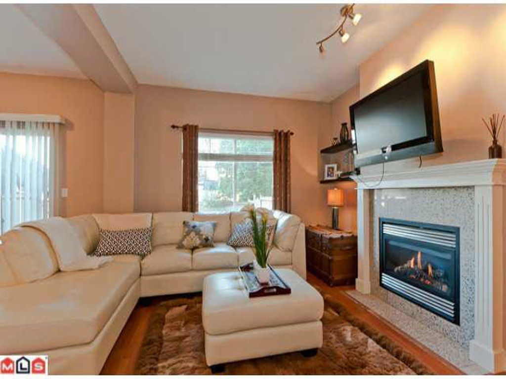 listing image 1100852480676917700