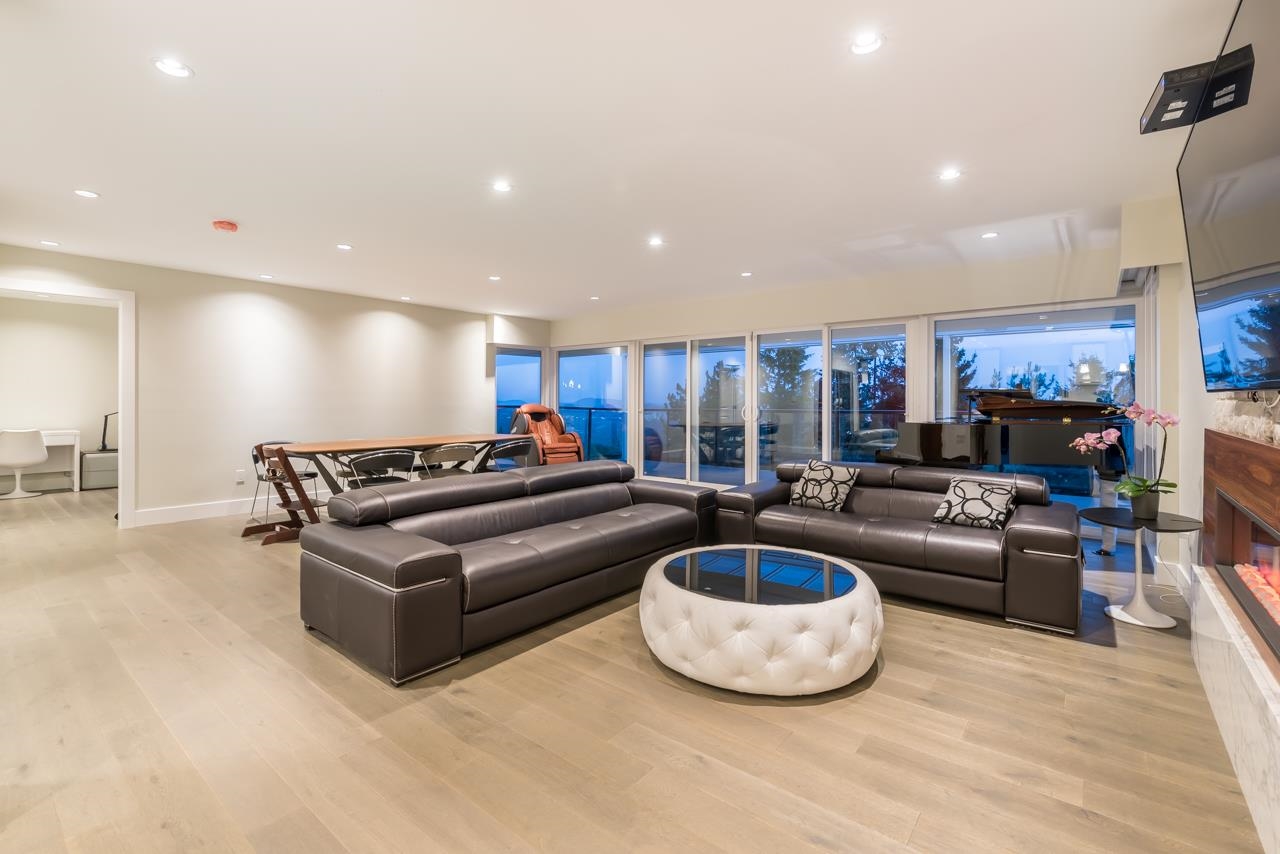 1441 Chartwell Drive