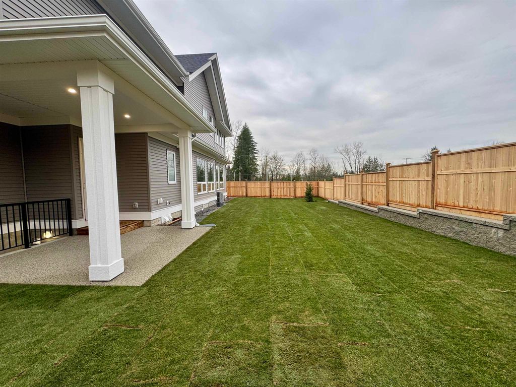 Photo of 20839 35 Avenue, Langley, BC V2Z 0B7 (MLS # R3125028)
