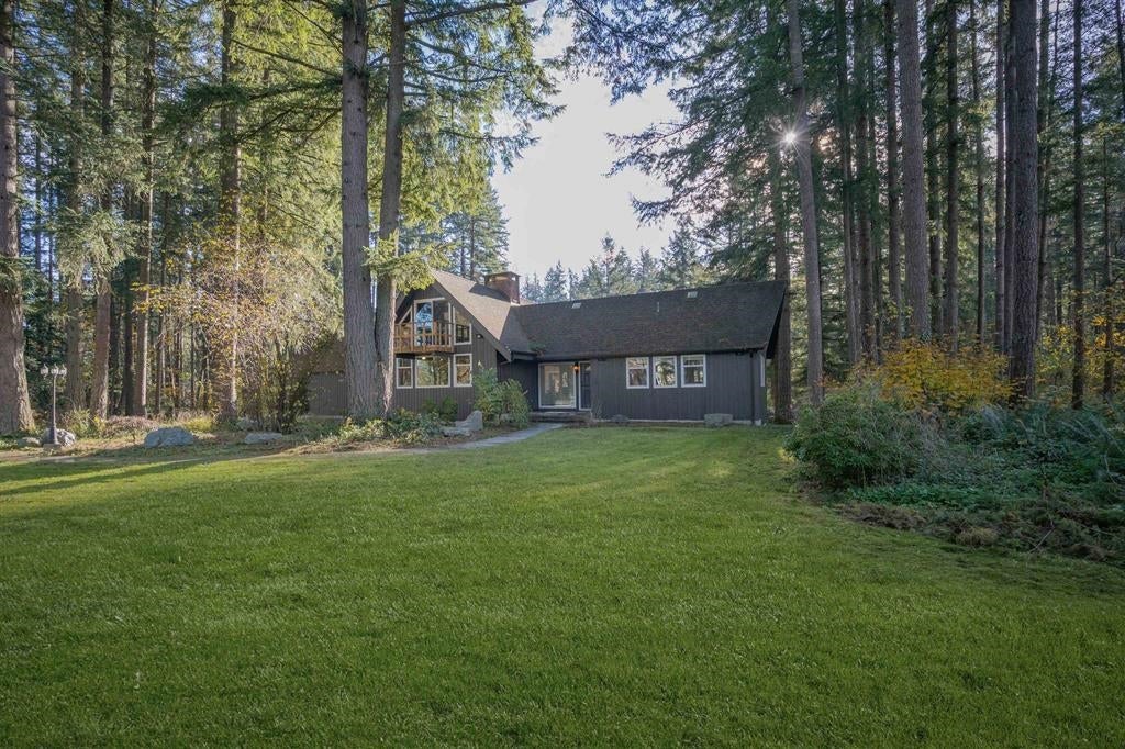 Photo of 20264 27 Avenue, Langley, BC V2Z 1X3 (MLS # R3160383)
