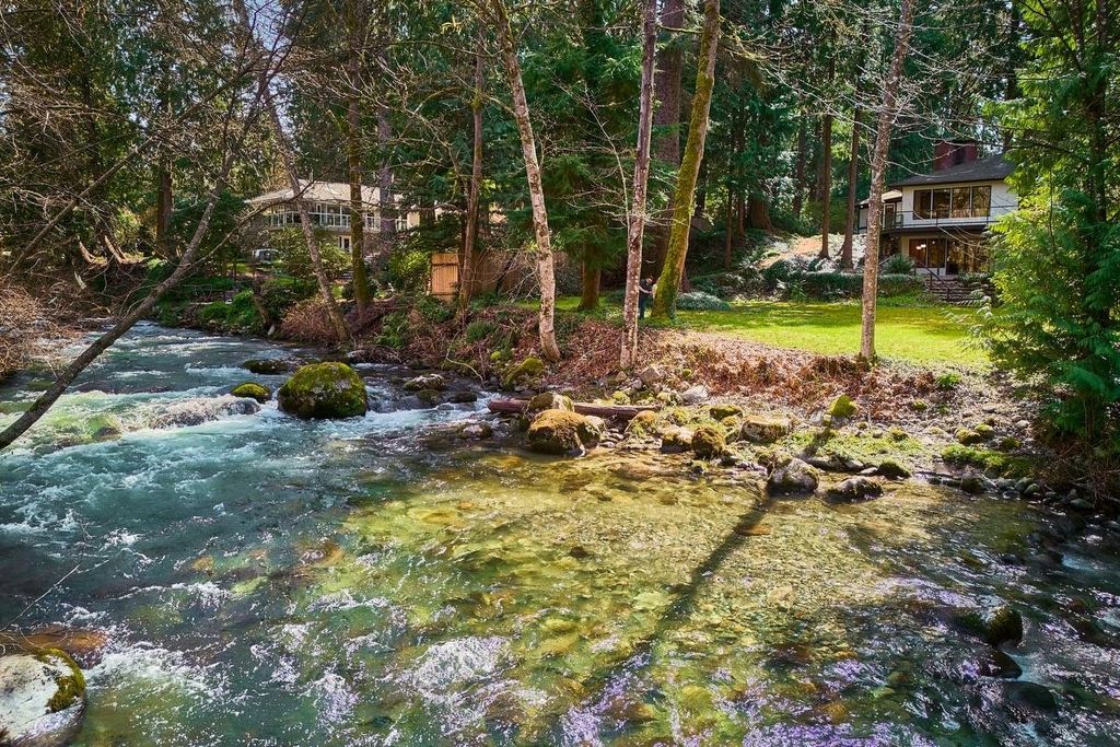 Photo of 23755 128 Crescent, Maple Ridge, BC V4R 1P5 (MLS # R3107445)