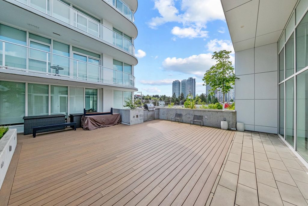 listing image 1109909365296285373