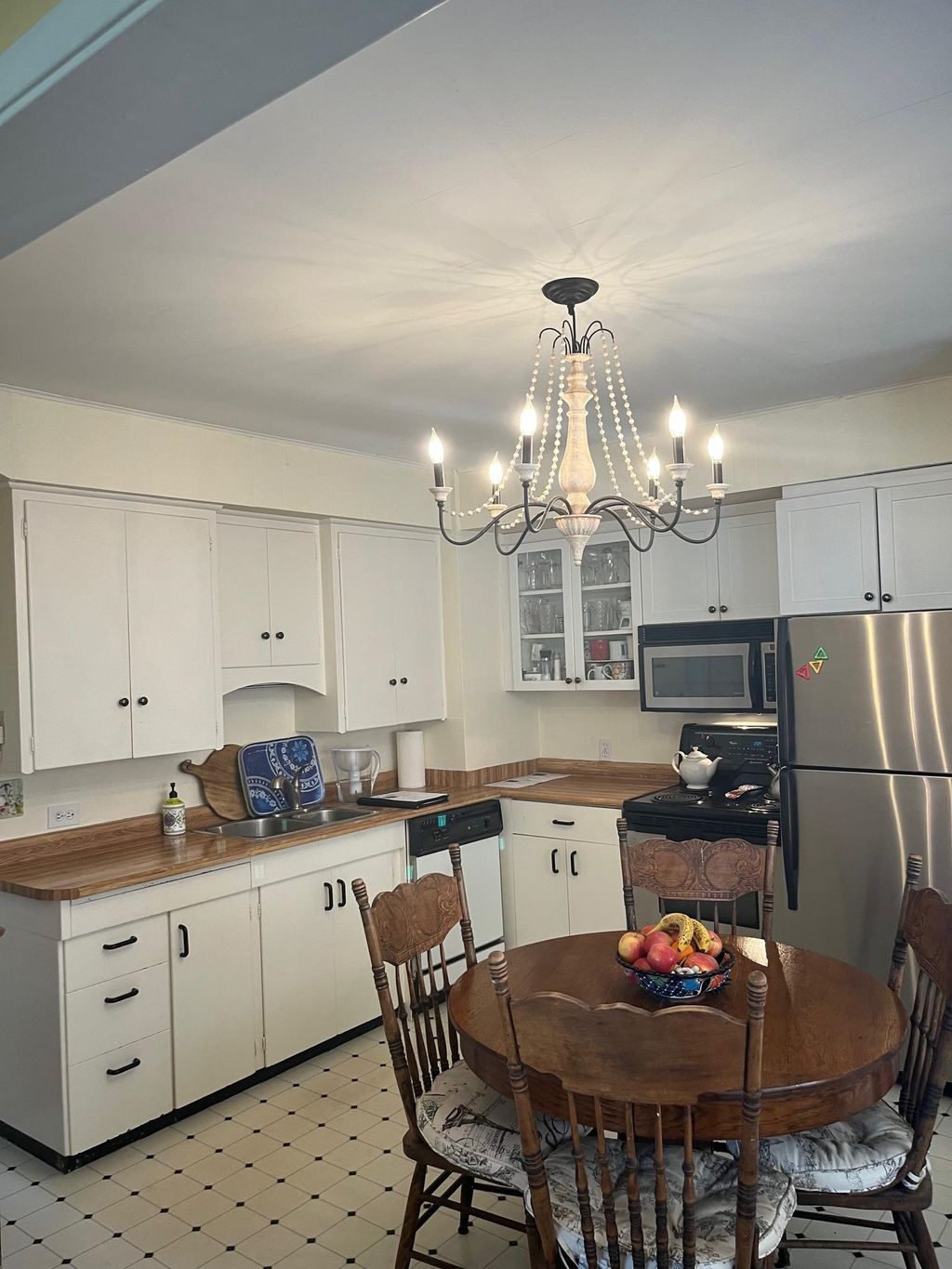 listing image 1102535877448384497