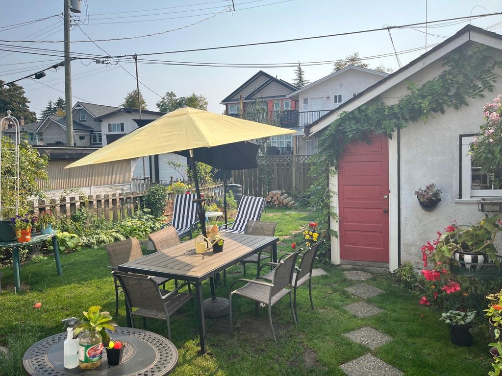 listing image 1108927502805742121
