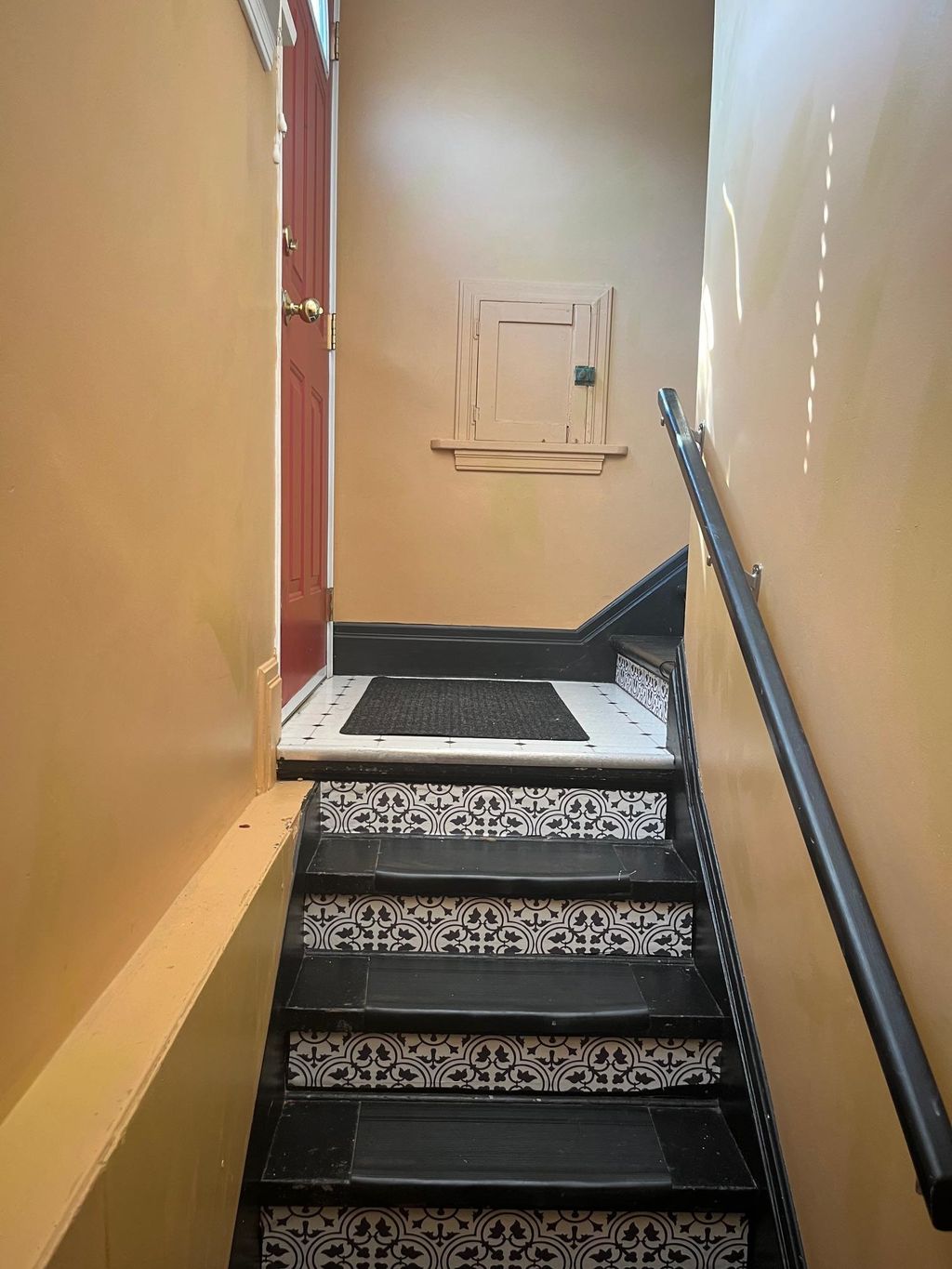 listing image 1103193764177025822