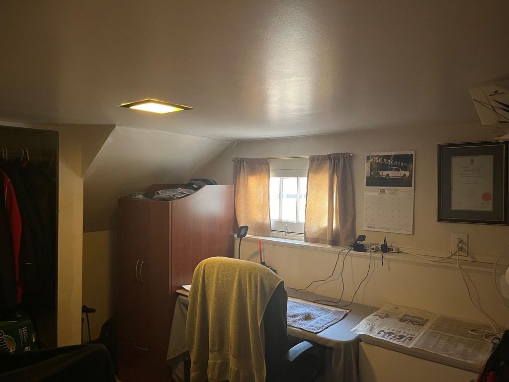 listing image 1107965511247042895