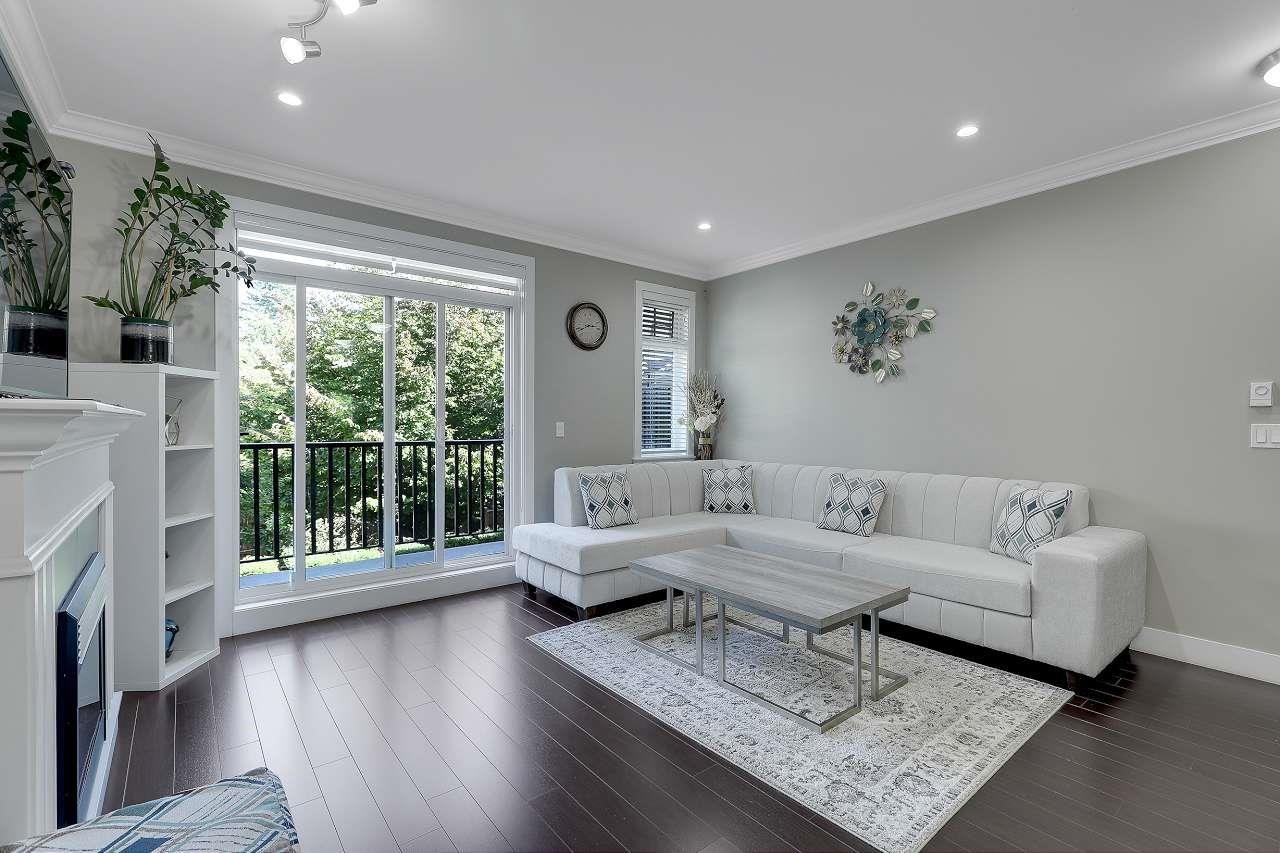 6383 140 Street 50