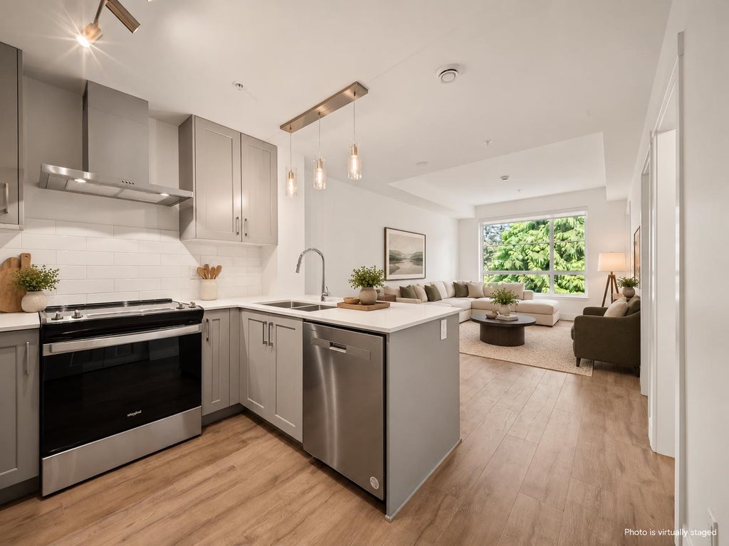 Photo of 6338 King George Boulevard #306, Surrey, BC V3X 1E9 (MLS # R3172528)