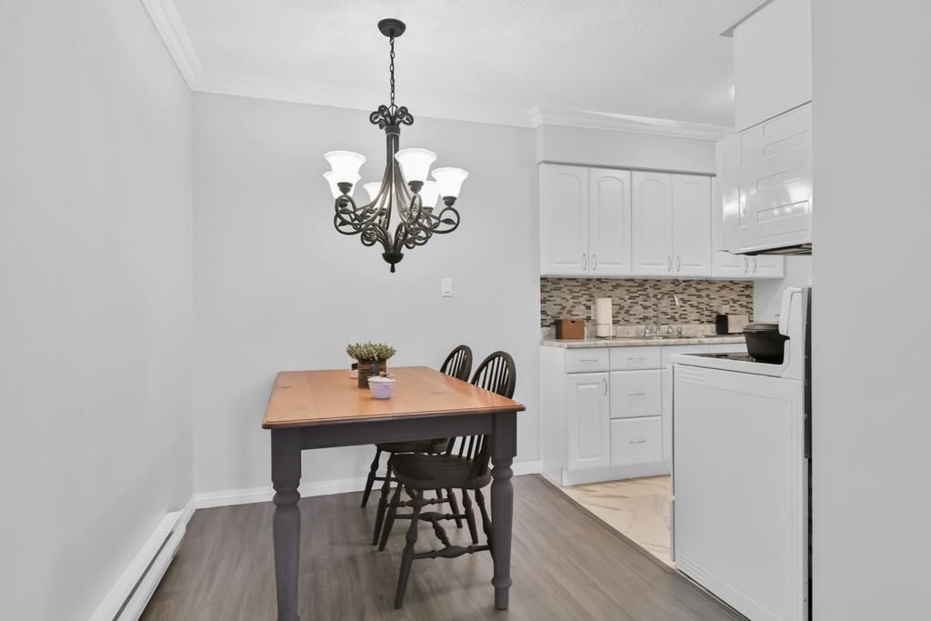 listing image 1105132357621831846