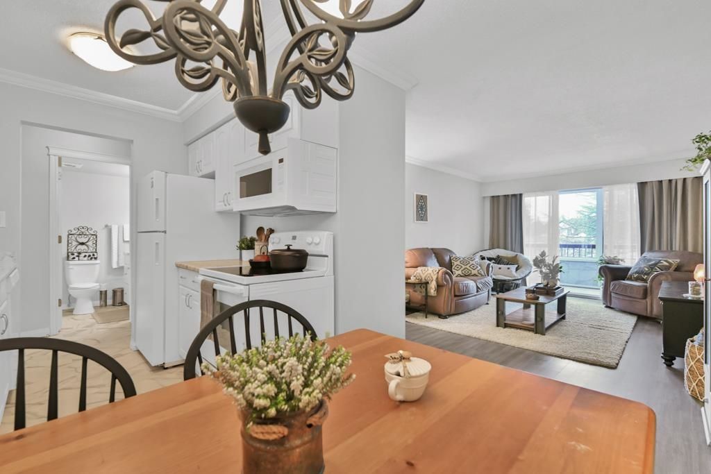 listing image 1100106619305349898