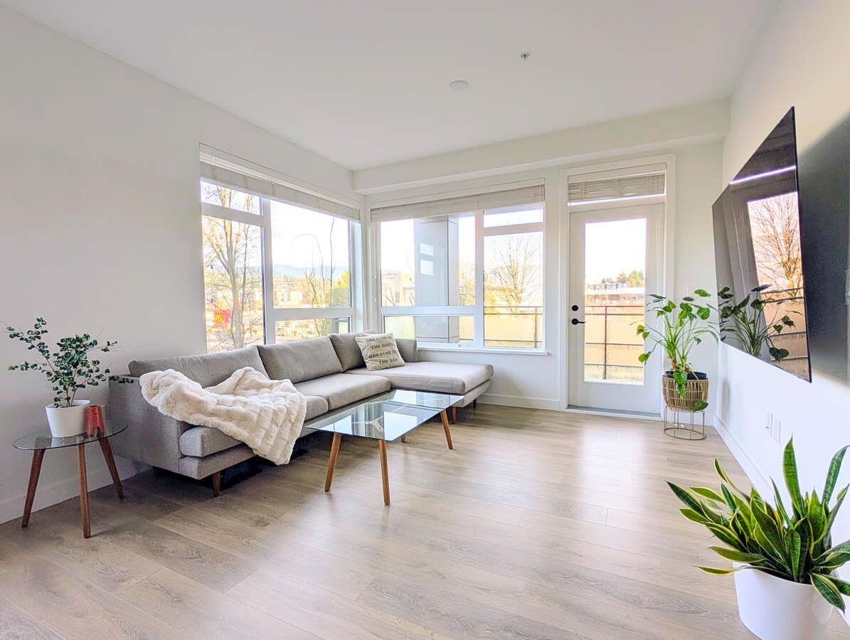 3038 St George Street 316