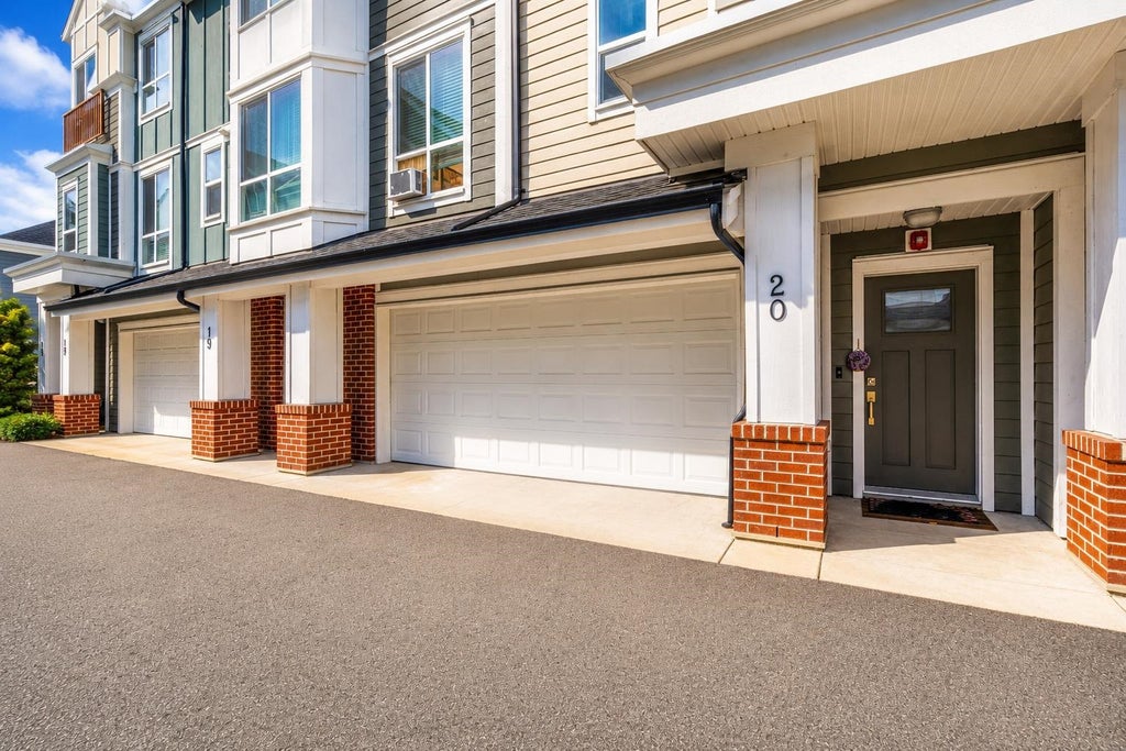 Photo of 20723 Fraser Hihgway Hwy #20, Langley, BC V3A 0K2 (MLS # R3160504)
