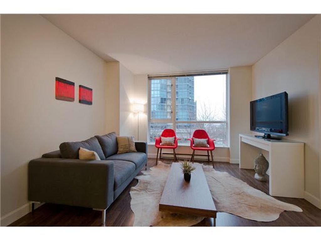 listing image 1105025866144118360