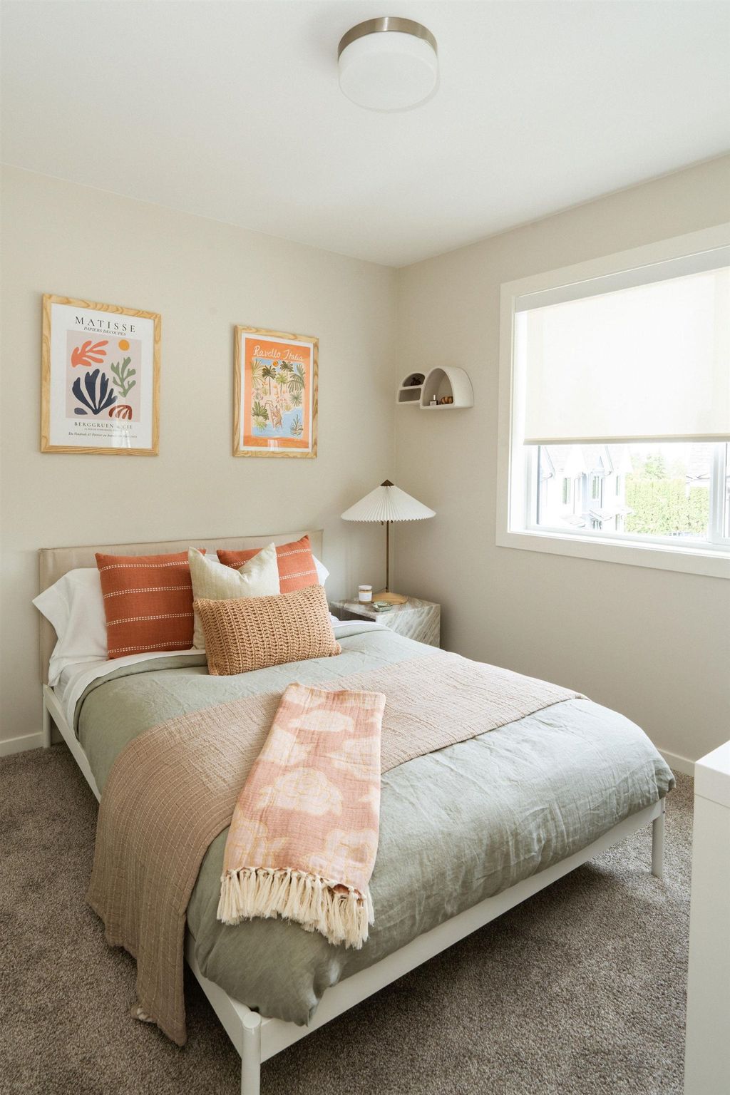 listing image 1109966702917260473