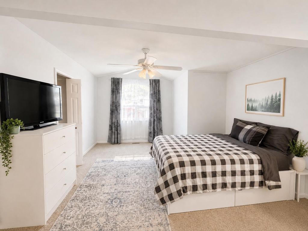 listing image 1102721411476939976