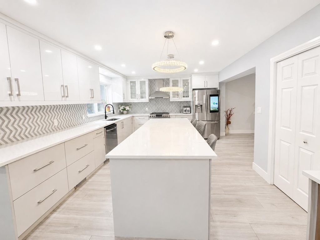 listing image 1105902412091963124