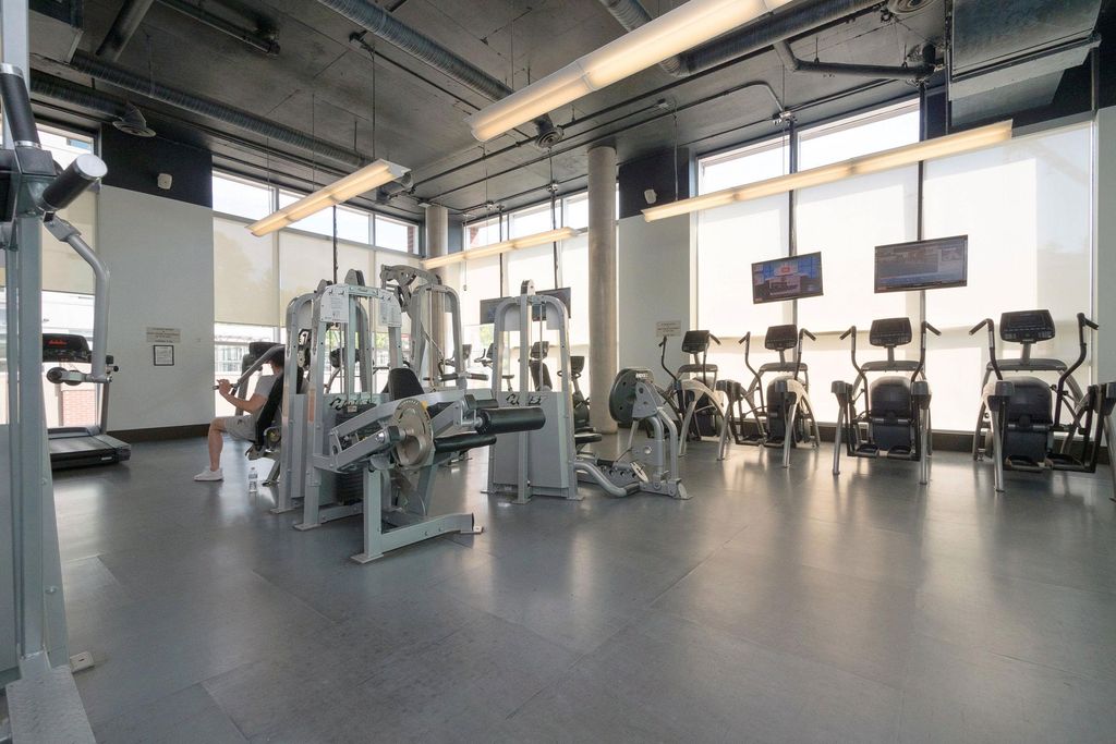 listing image 1106992349205717593