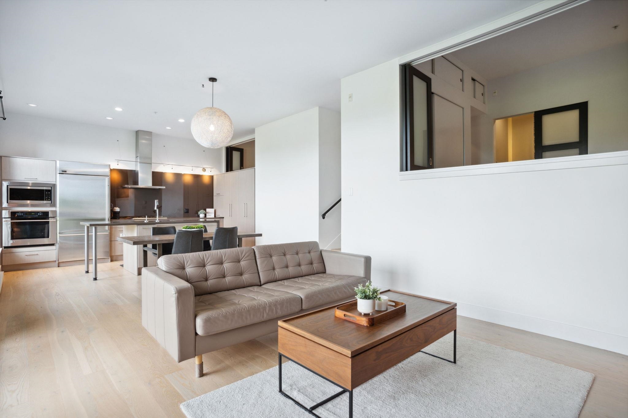 220 Salter Street 302