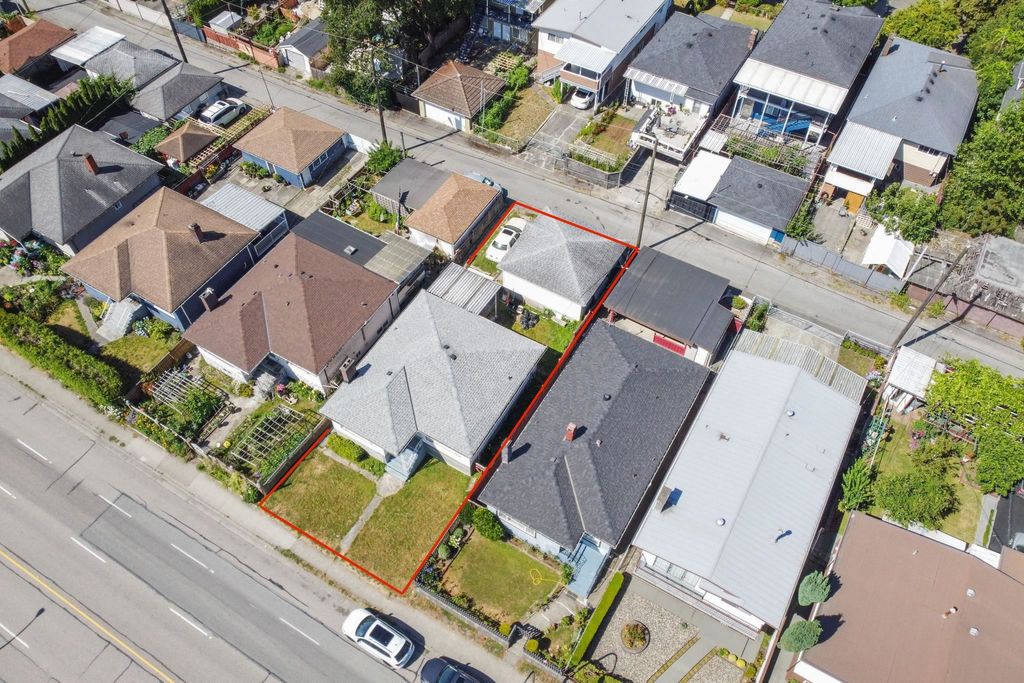 listing image 1101960653823663116